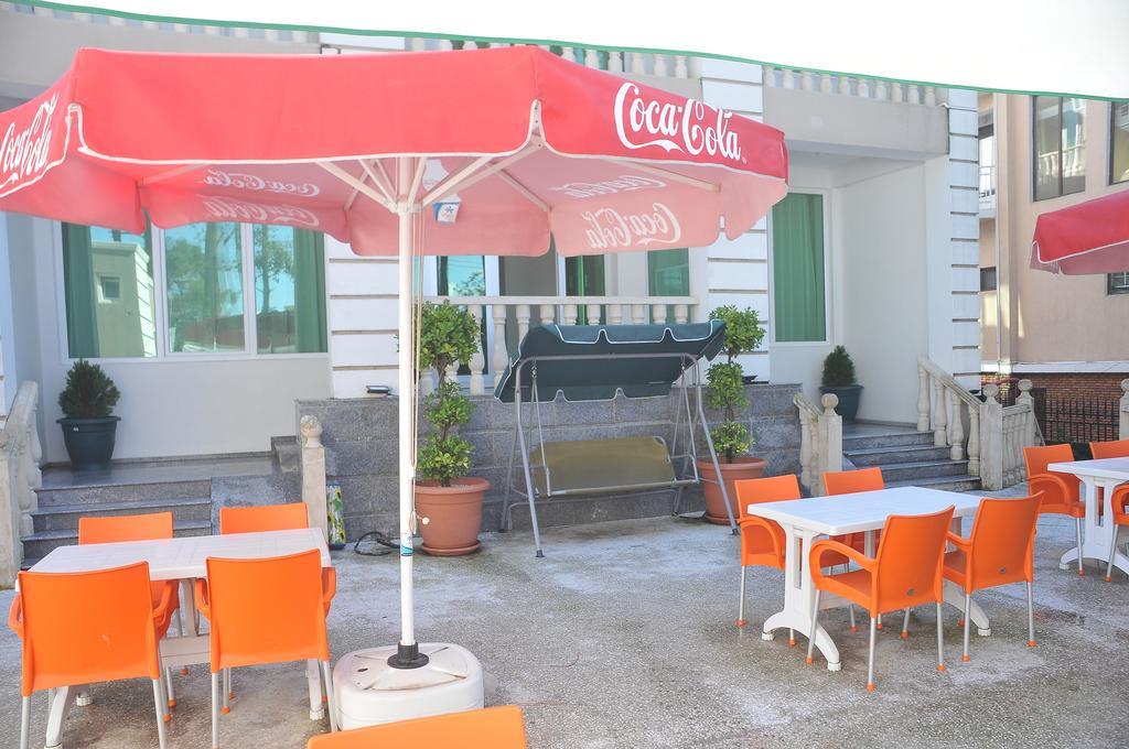 Gala Hotel Ureki Exterior photo